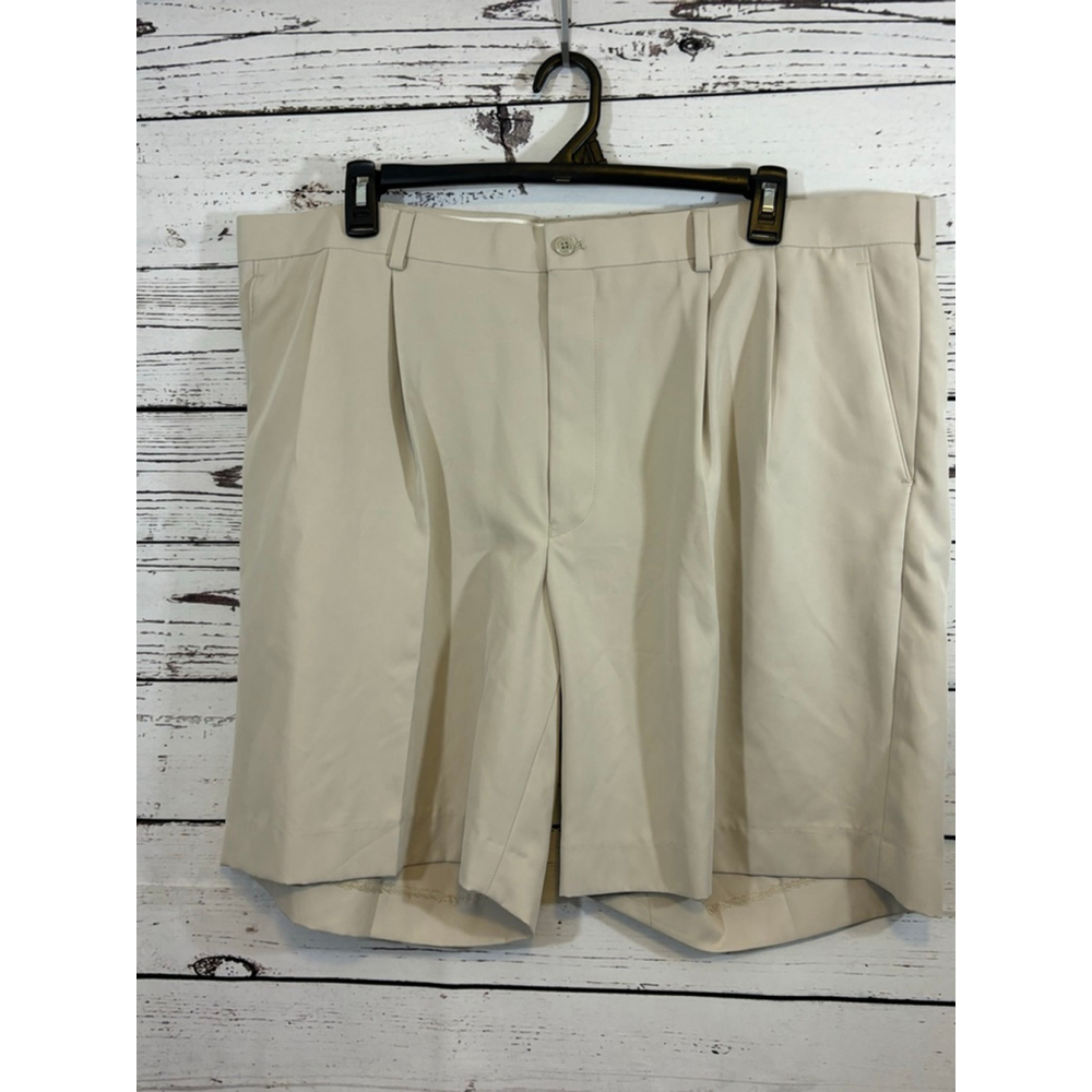 Men's Alan Flusser Golf Shorts Size 44 Beige